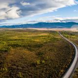 Der Dempster Highway führt durch die Wildnis Nordkanadas.