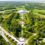 Die neuen Canada's Diversity Gardens sind in Winnipegs Assiniboine Park von viel Grün umgeben.